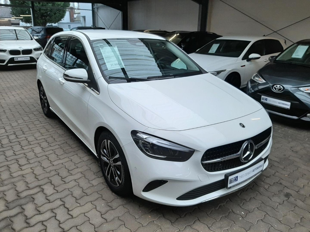 Mercedes-Benz B-Klasse 2024 Benzine