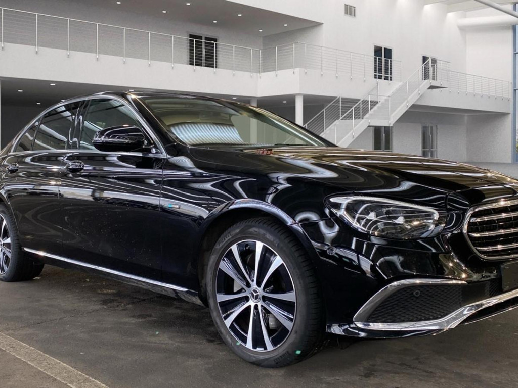 Mercedes-Benz E-Klasse 2021 Hybride Benzine