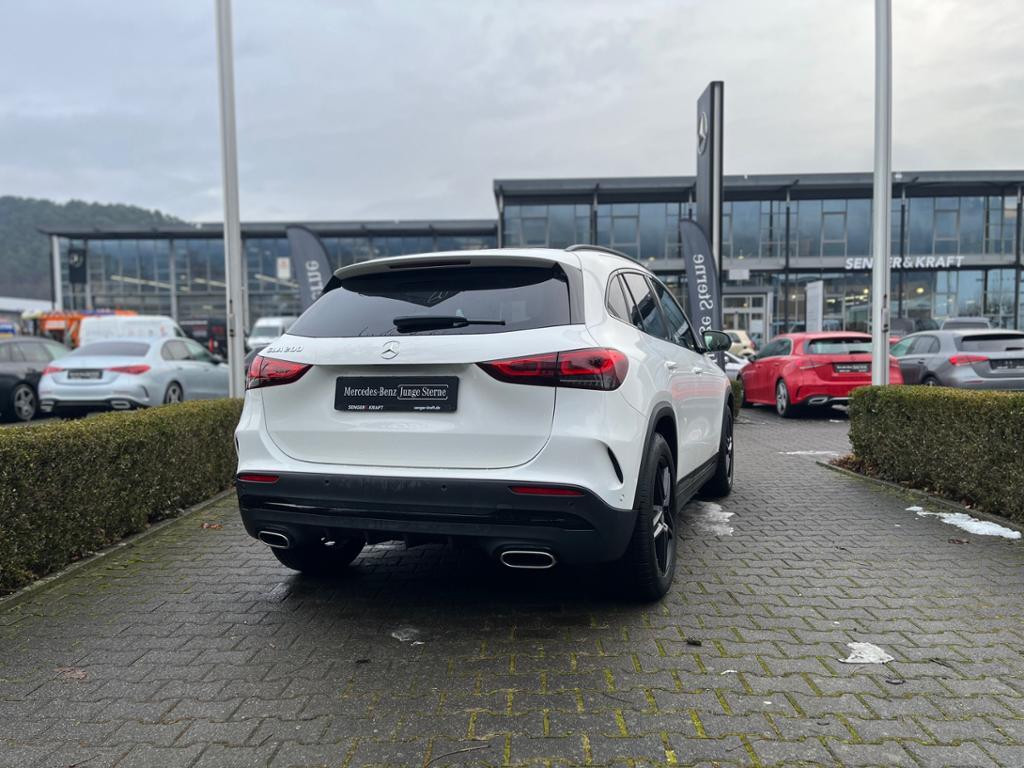 Mercedes-Benz GLA-Klasse