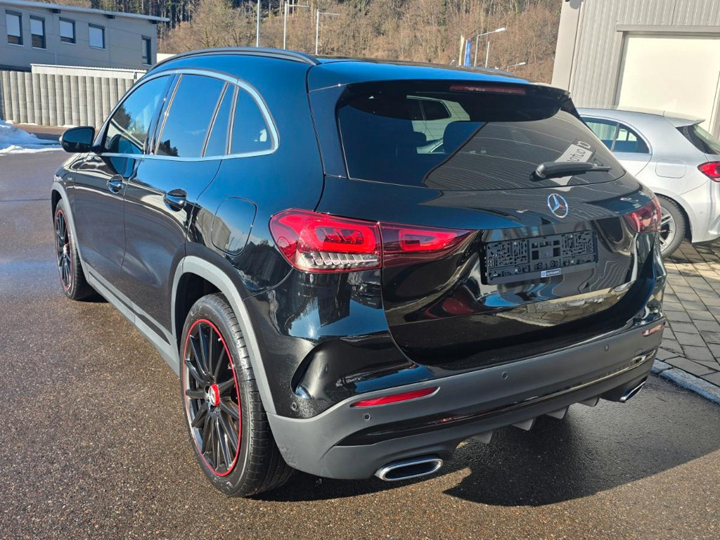 Mercedes-Benz GLA-Klasse