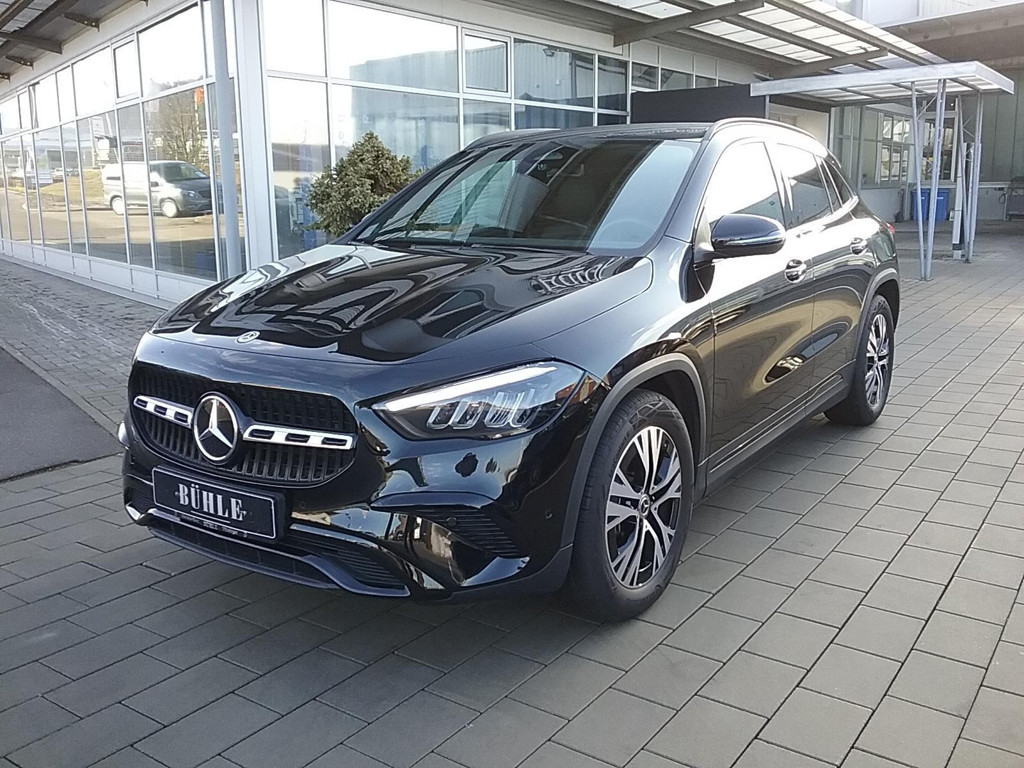 Mercedes-Benz GLA-Klasse 2024 Benzine
