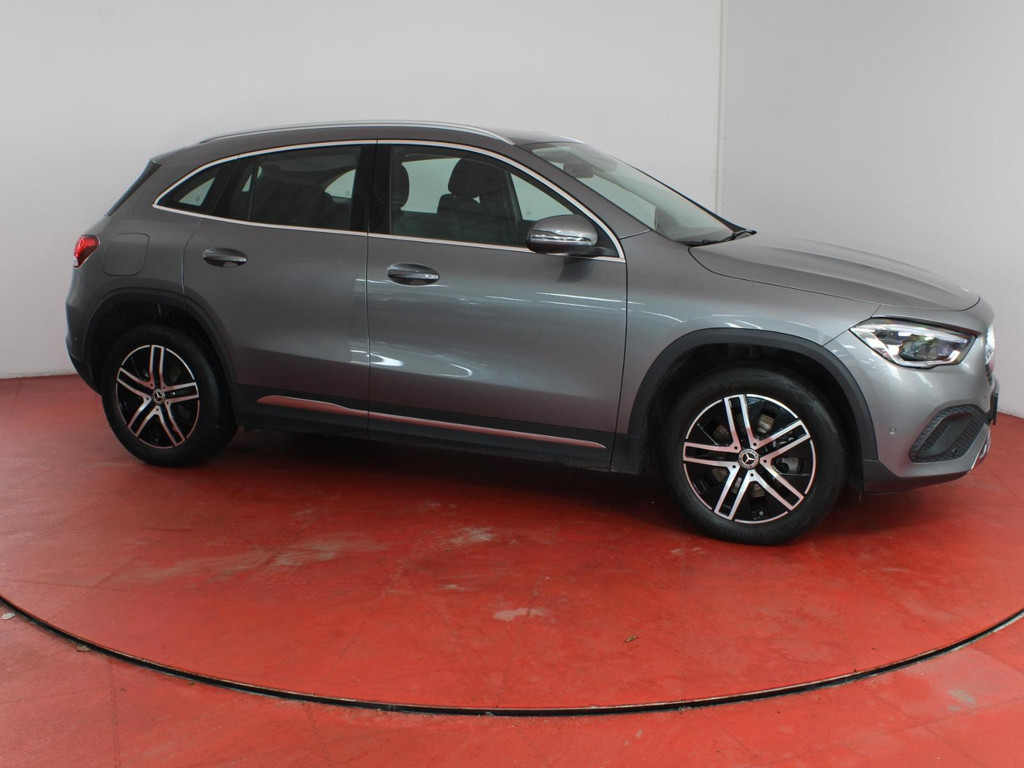 Mercedes-Benz GLA-Klasse