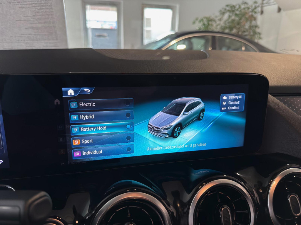 Mercedes-Benz GLA-Klasse