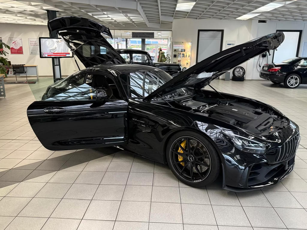 Mercedes-Benz AMG GT