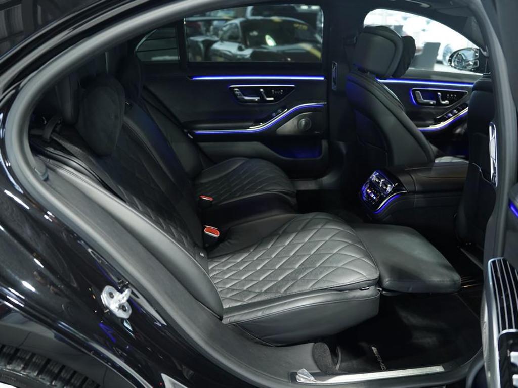Mercedes-Benz S-Klasse