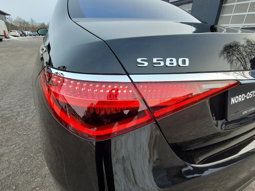 Mercedes-Benz S-Klasse