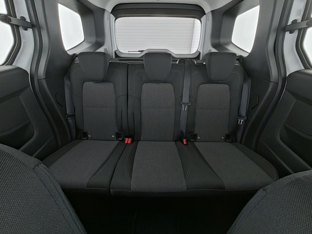 Mercedes-Benz T 180