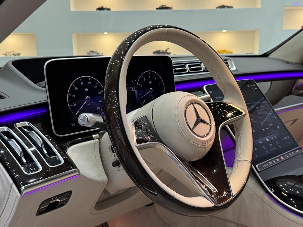 Mercedes-Benz S-Klasse