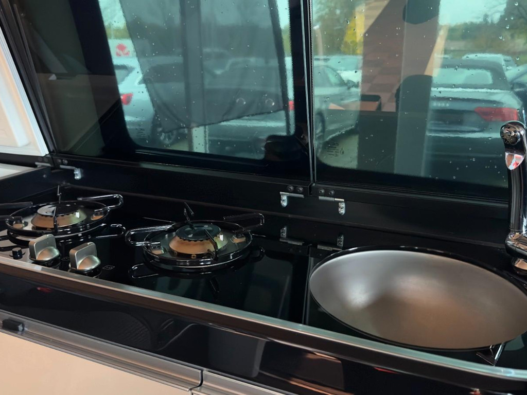 Mercedes-Benz Marco Polo