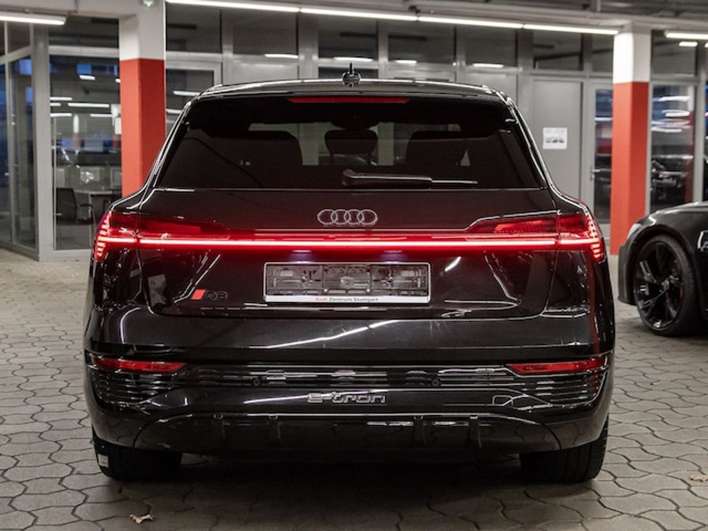 Audi Q8 e-tron