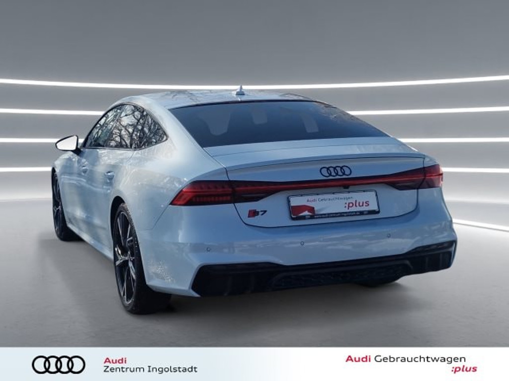 Audi S7