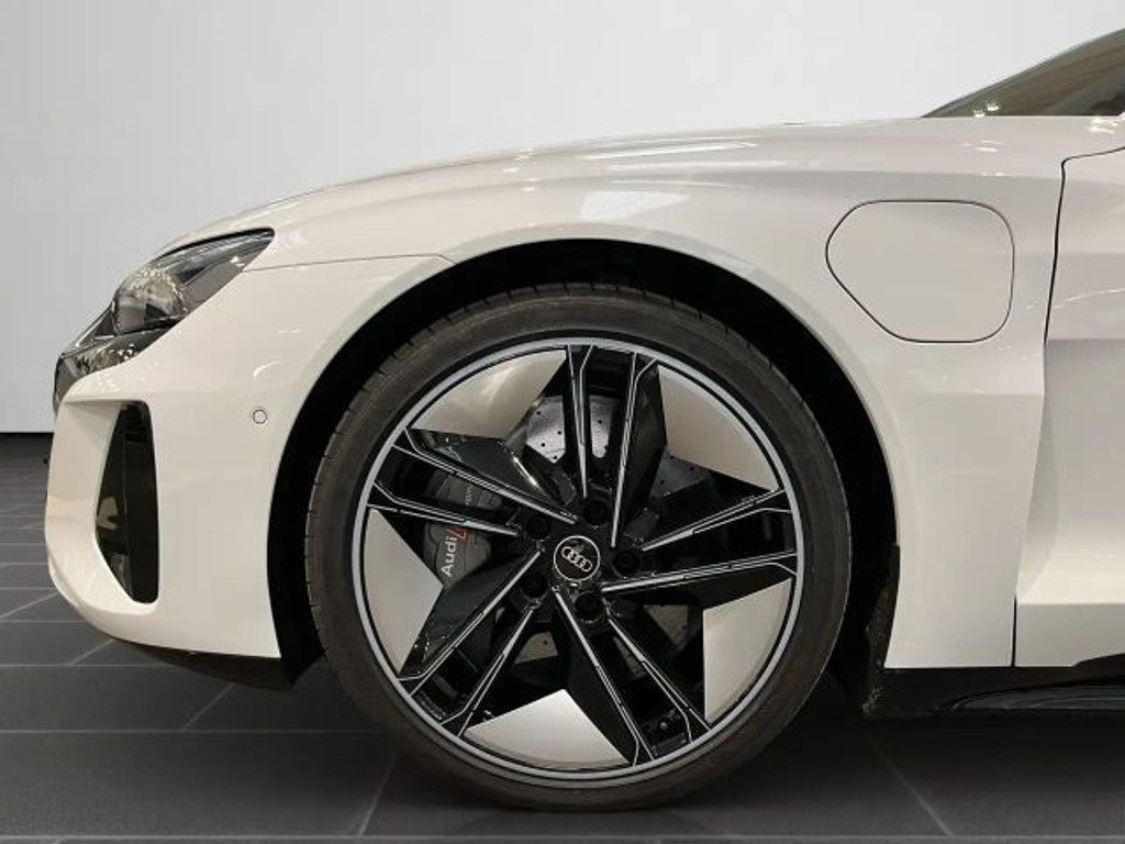 Audi RS e-tron GT