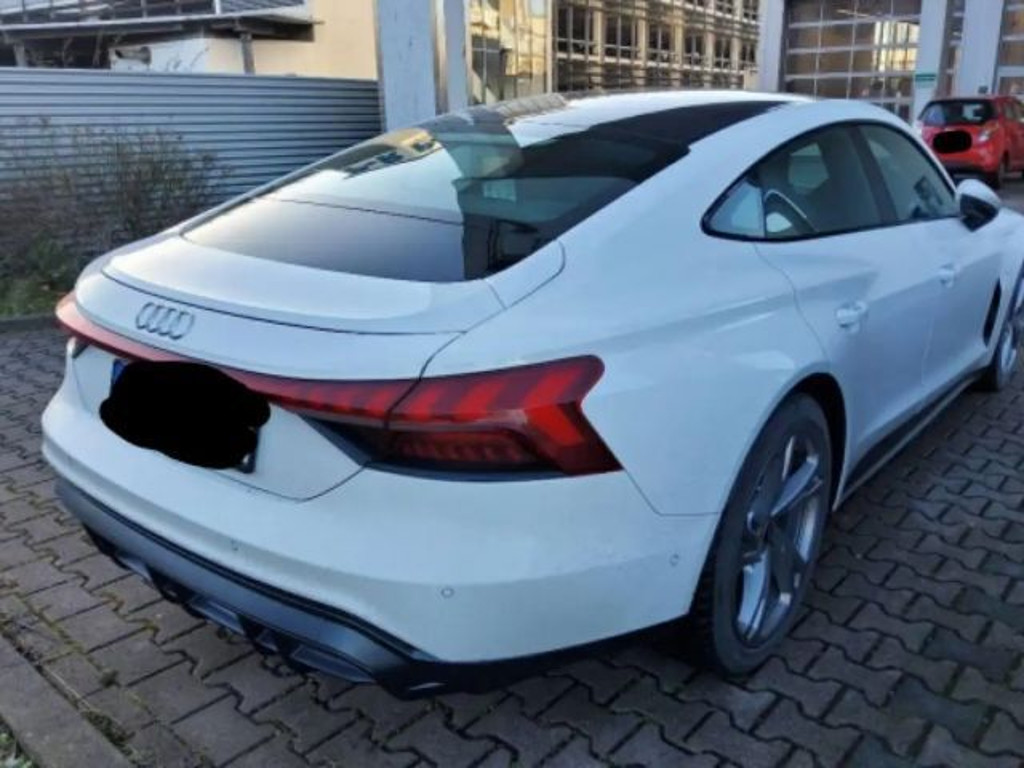 Audi e-tron GT