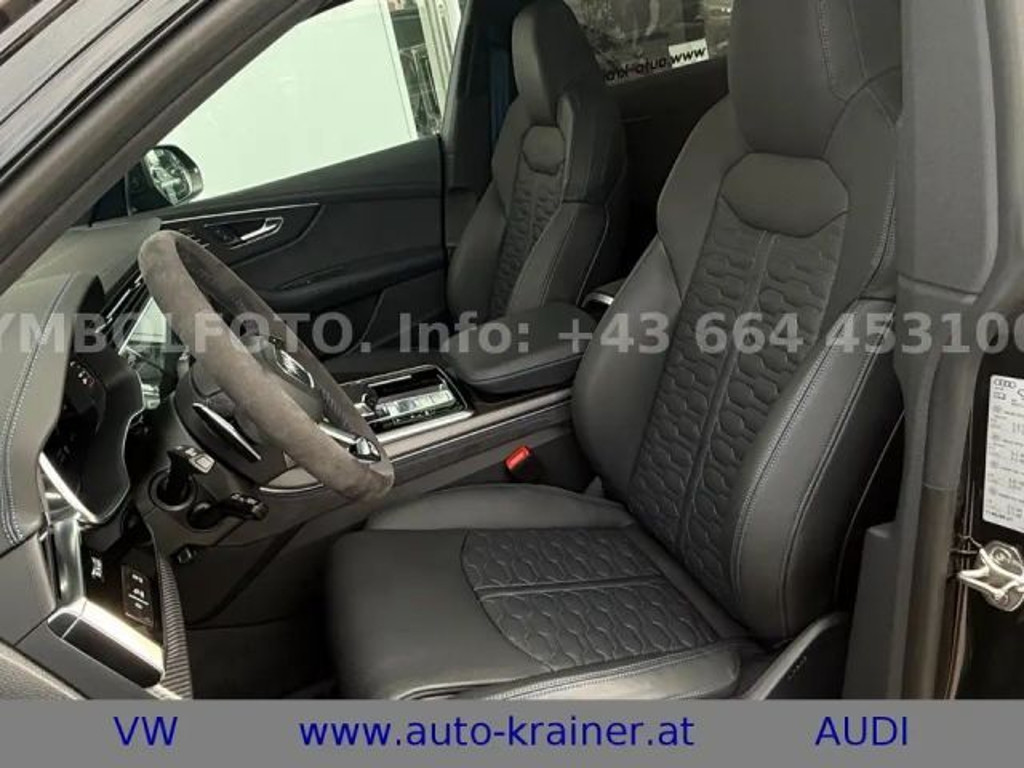 Audi RS Q8