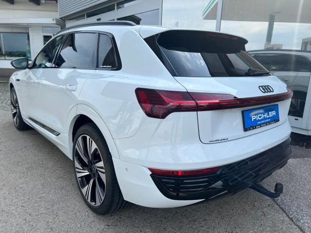 Audi Q8 e-tron