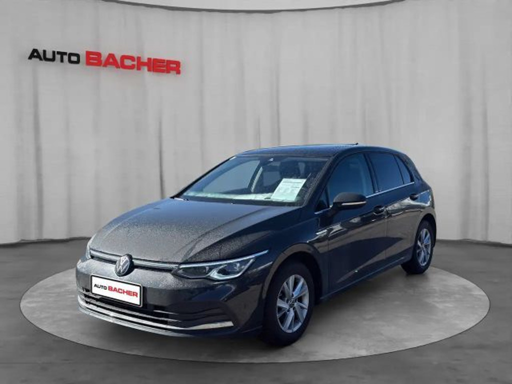 Volkswagen Golf 2022 Benzine