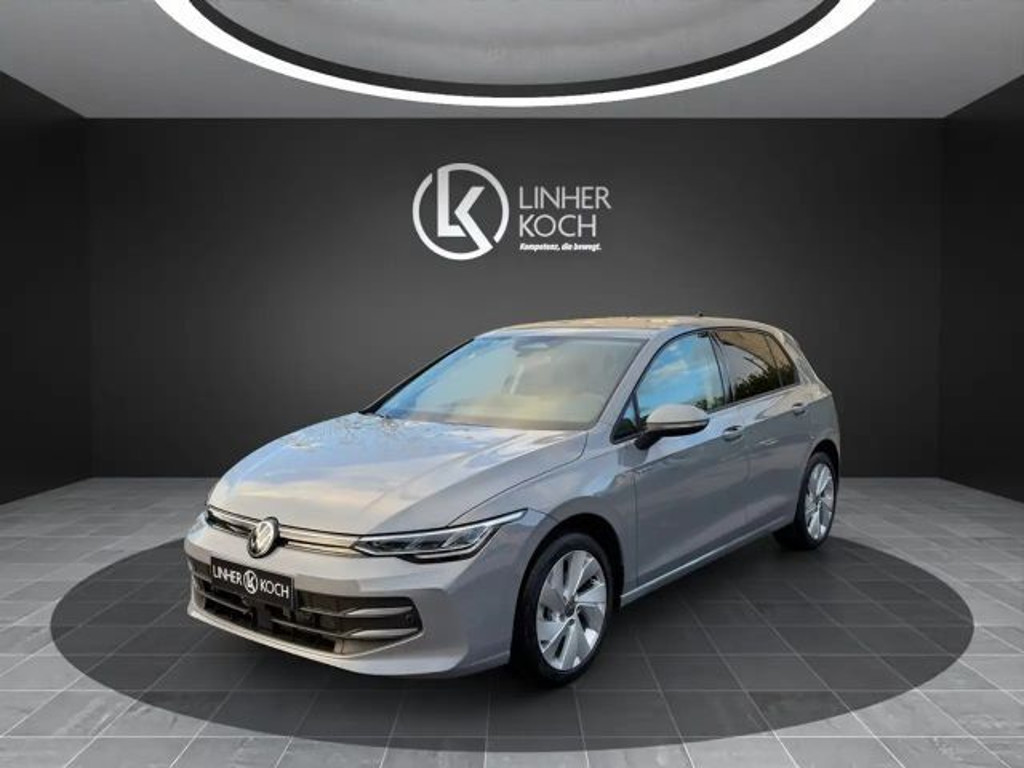 Volkswagen Golf 2025 Benzine