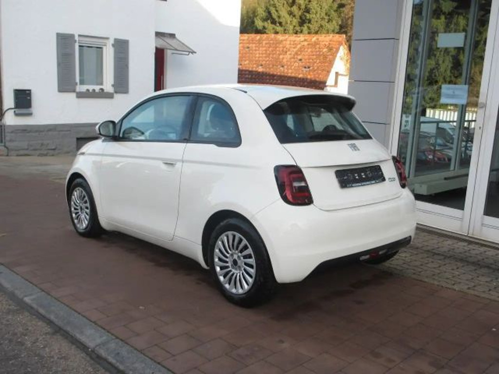 Fiat 500e