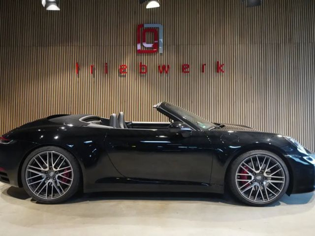 Porsche 992 2021 Benzine