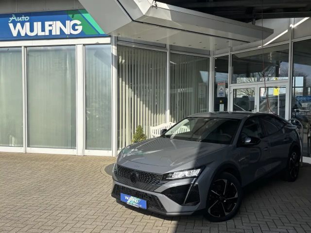 Peugeot 408 2025 Benzine