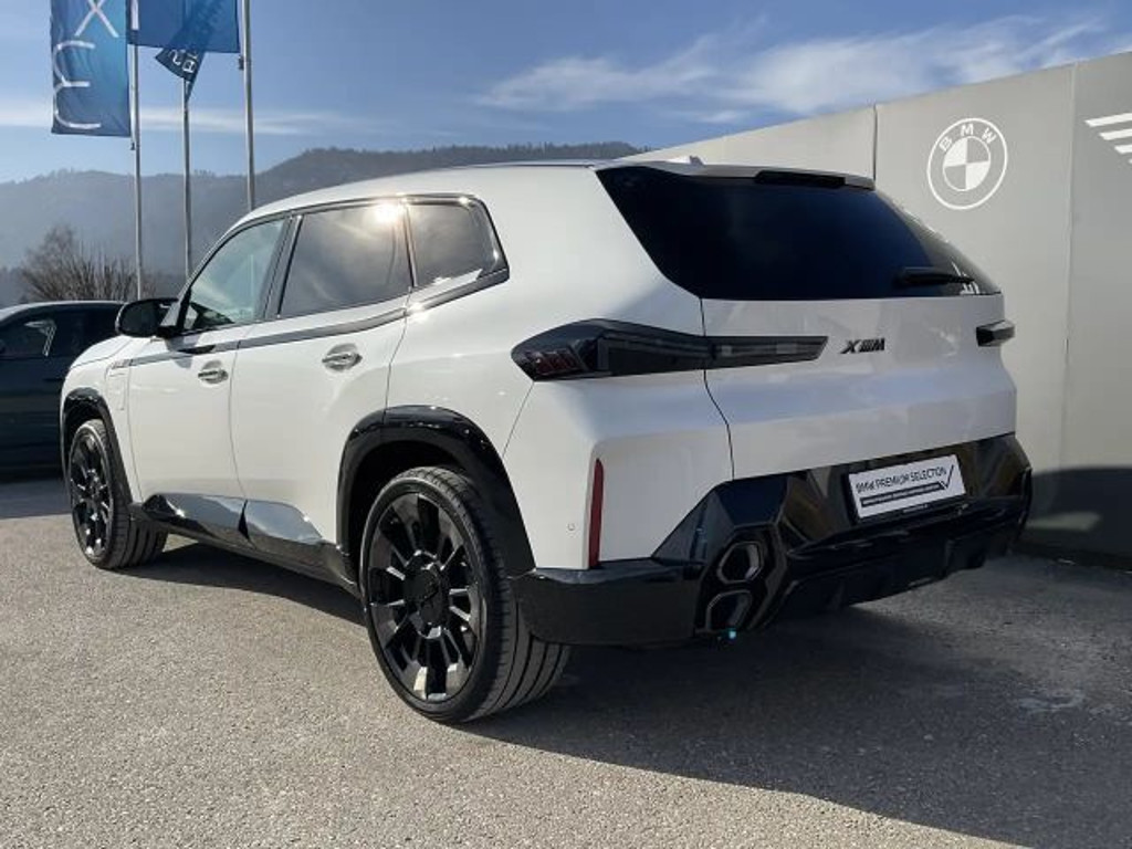 BMW XM