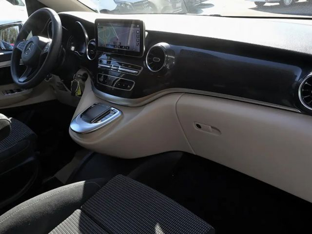 Mercedes-Benz Marco Polo