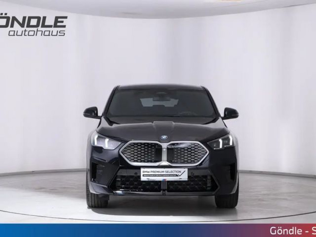 BMW iX2
