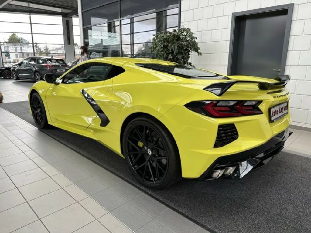 Corvette C8