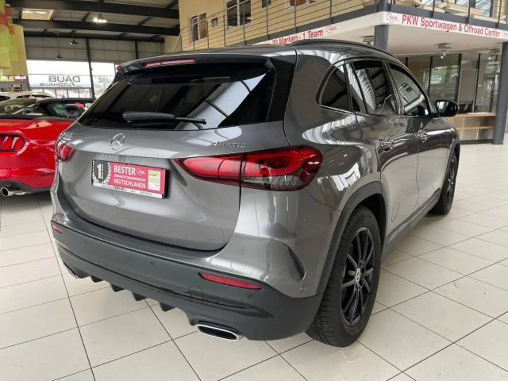 Mercedes-Benz GLA-Klasse