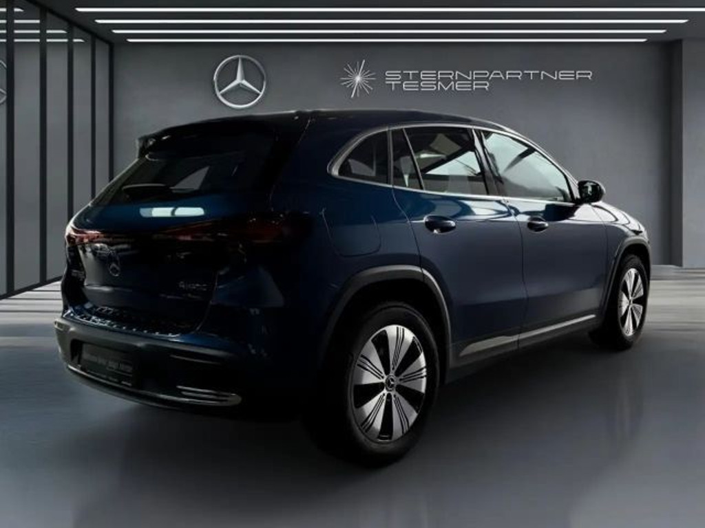 Mercedes-Benz EQA