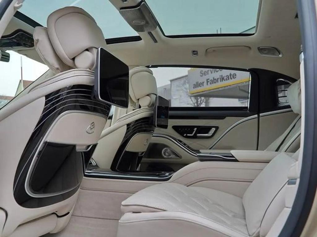 Mercedes-Benz S-Klasse