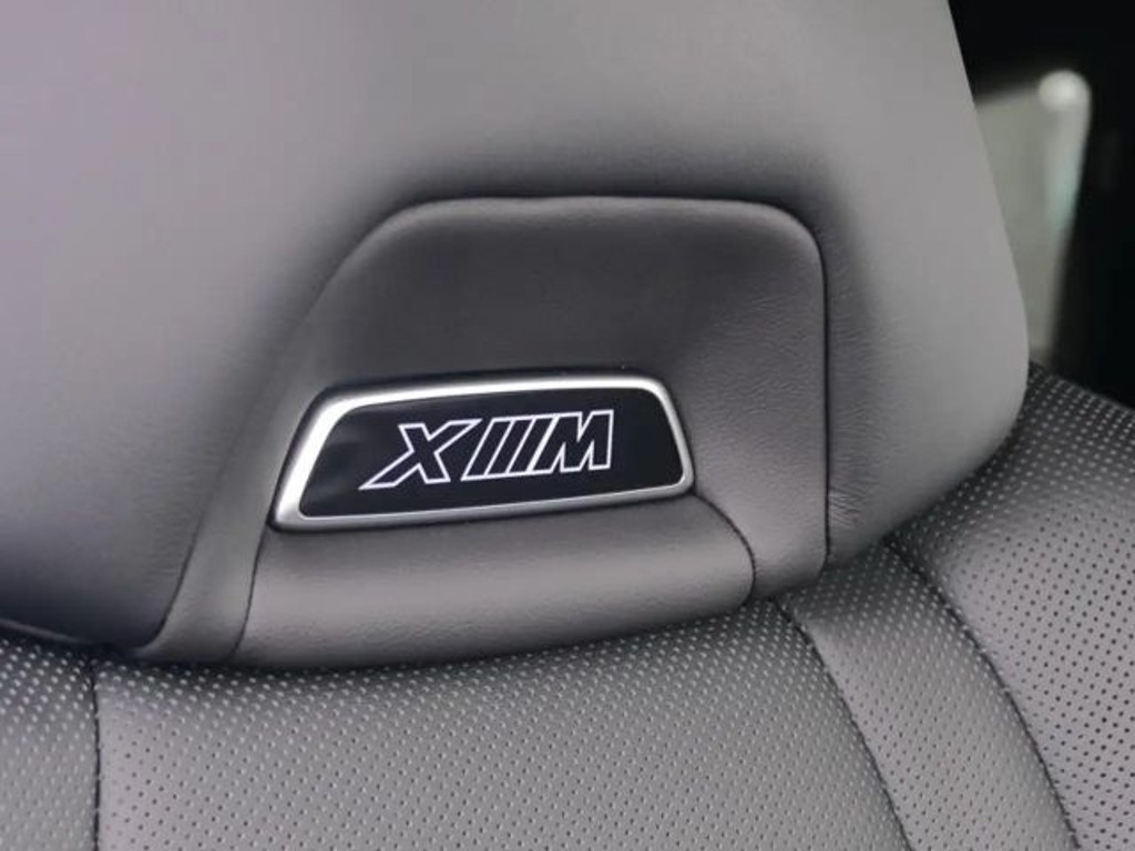 BMW XM