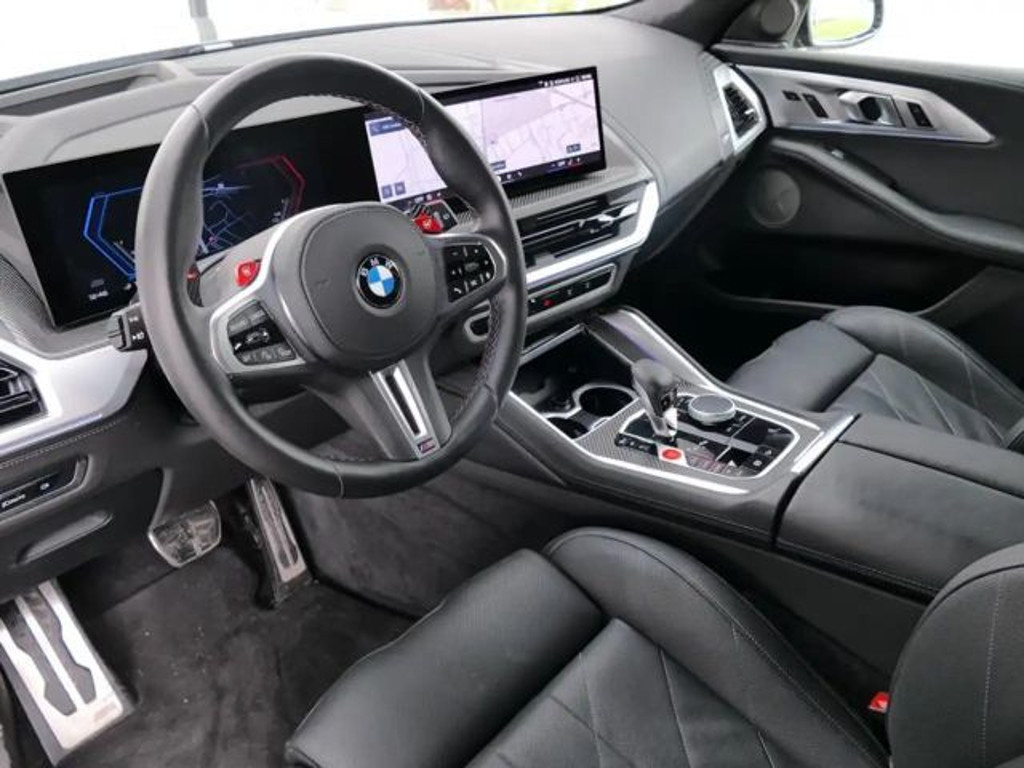 BMW XM