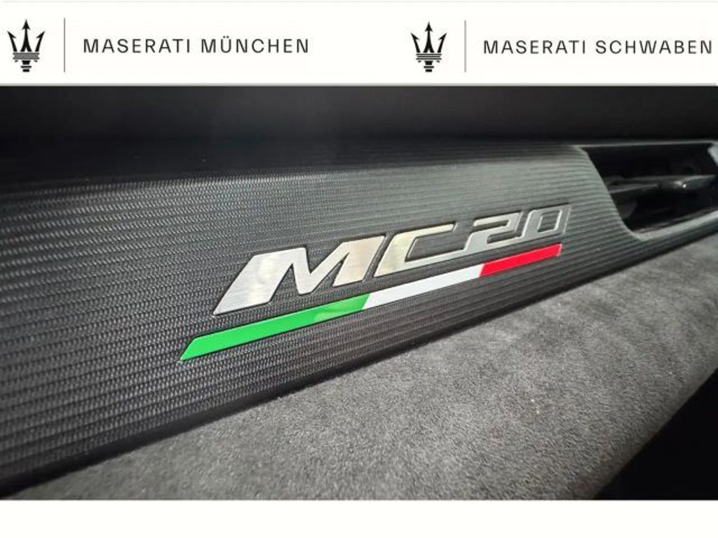 Maserati MC20
