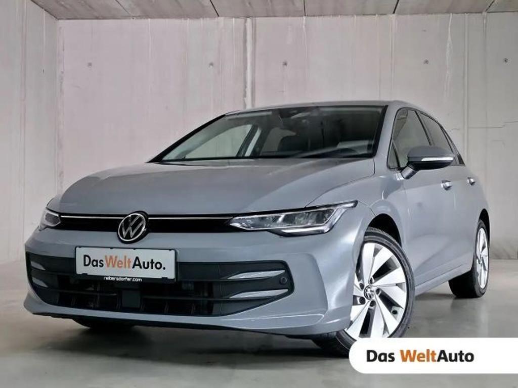 Volkswagen Golf 2024 Benzine