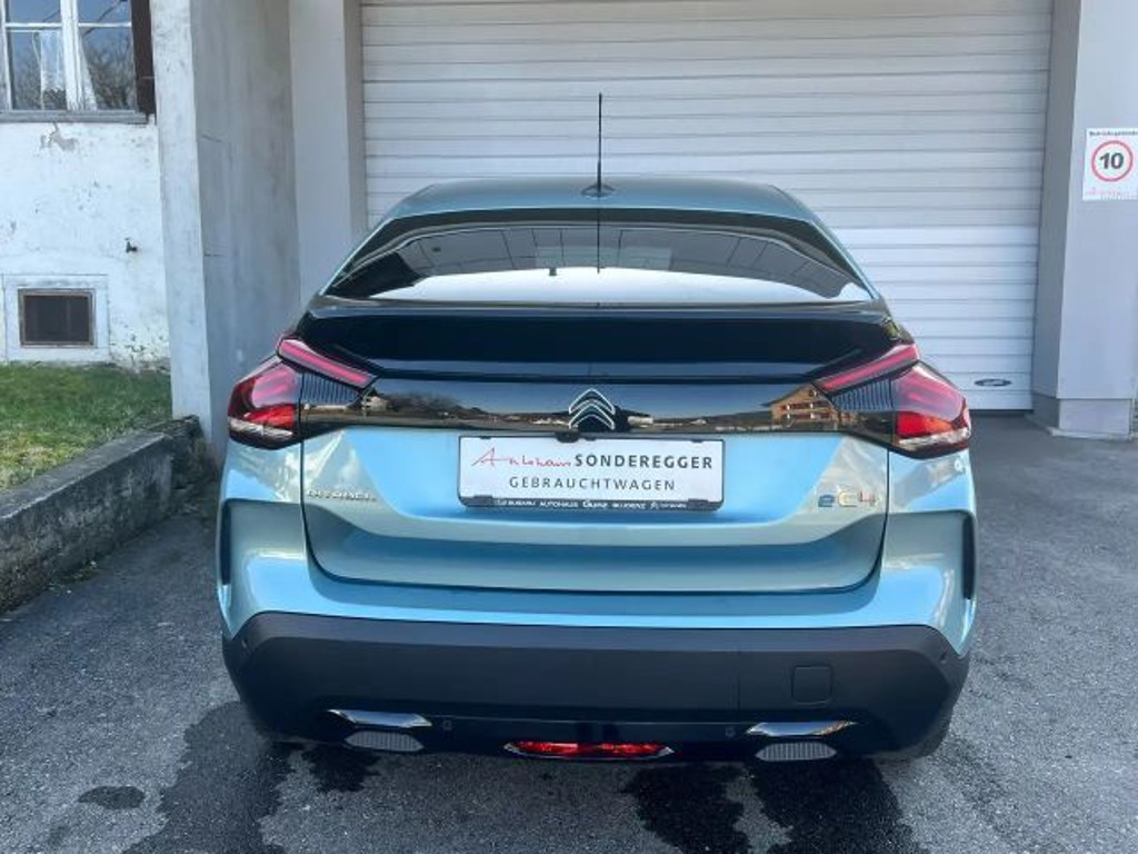 Citroën Ë-C4