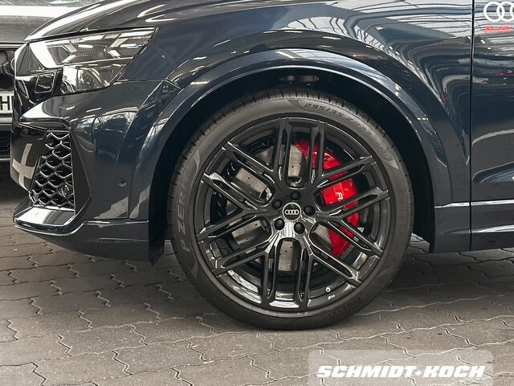 Audi RS Q8