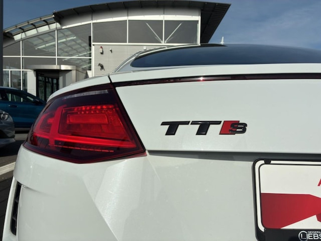 Audi TTS