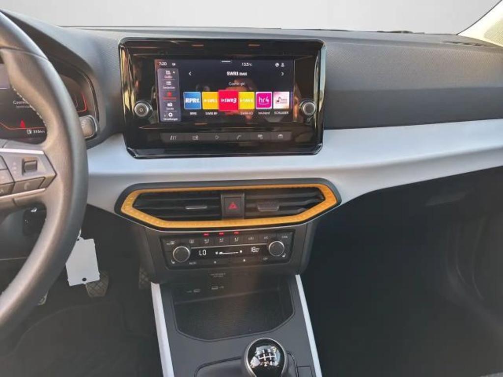 Seat Arona