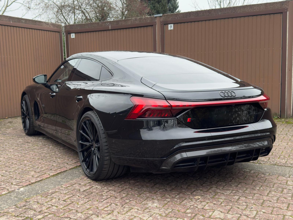 Audi RS e-tron GT