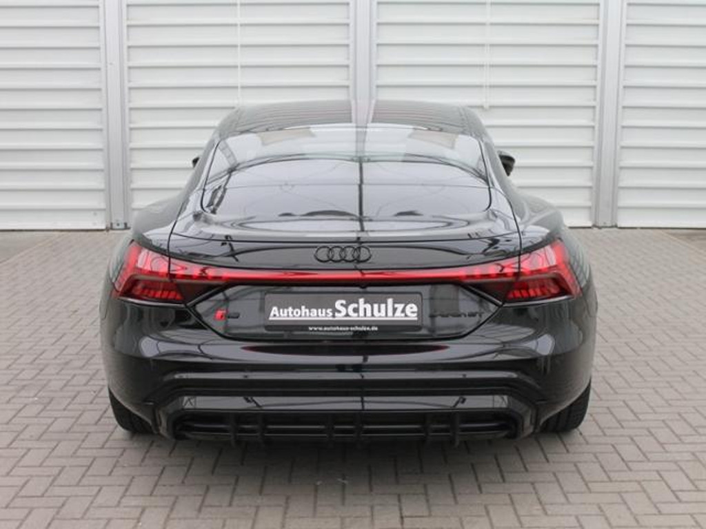 Audi RS e-tron GT