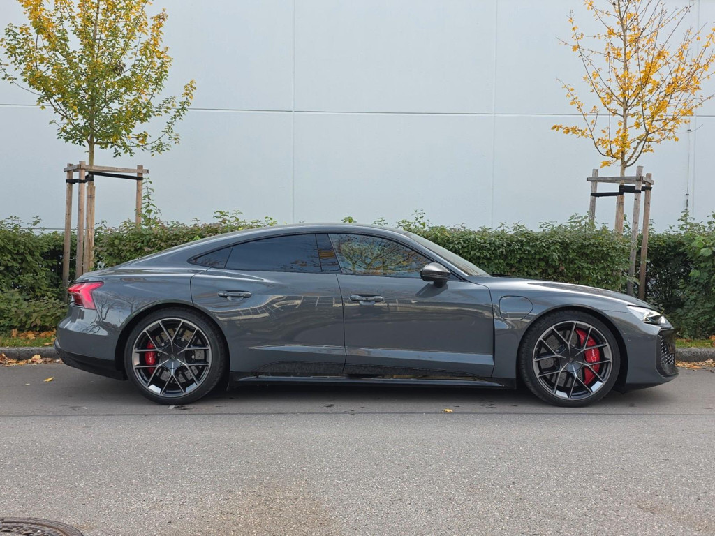 Audi RS e-tron GT