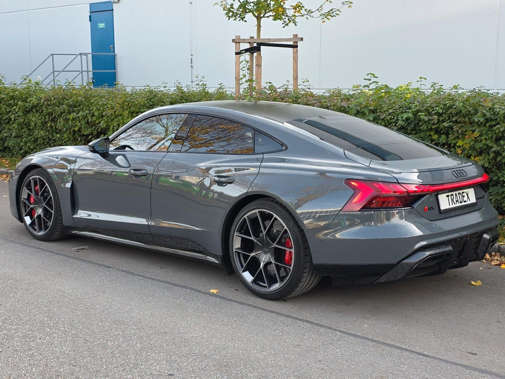 Audi RS e-tron GT