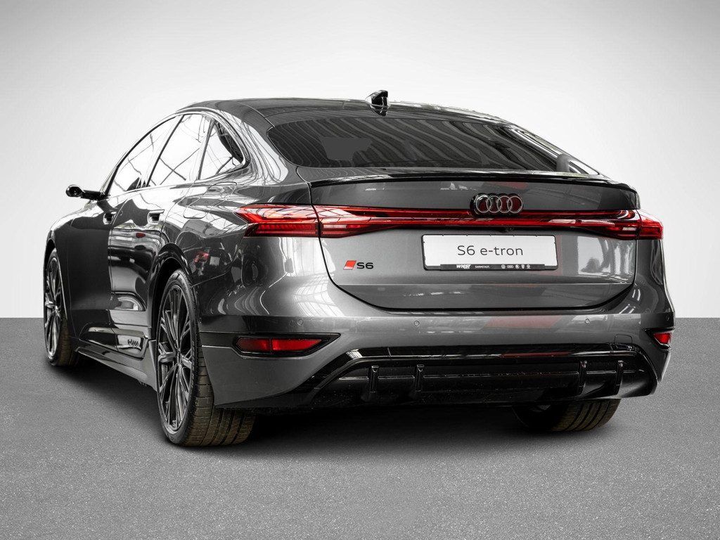 Audi S6 e-tron