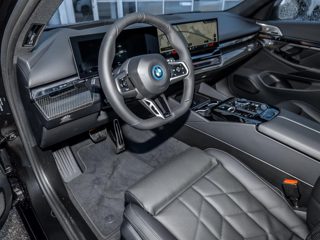 BMW i5