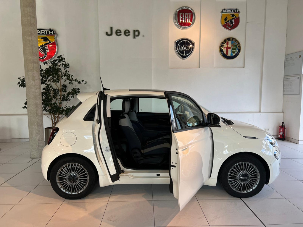 Fiat 500e