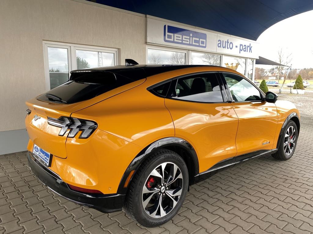Ford Mustang Mach-E