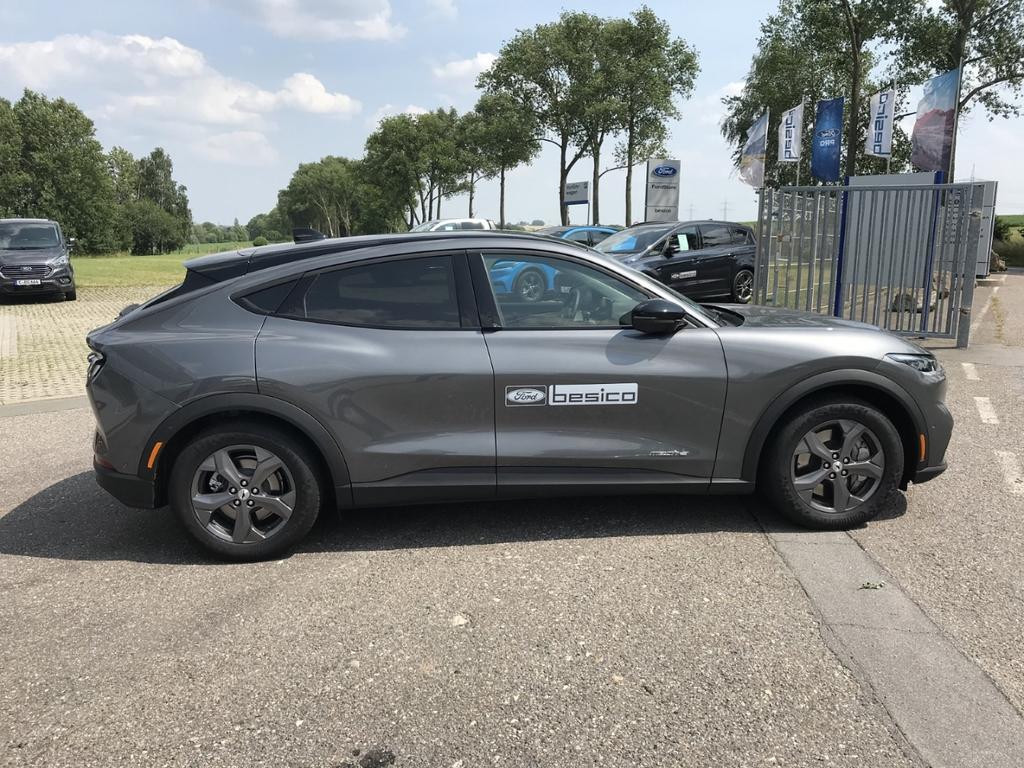Ford Mustang Mach-E