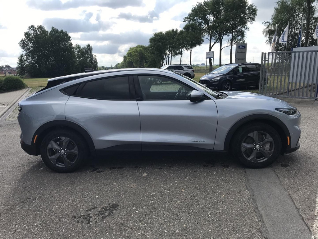Ford Mustang Mach-E