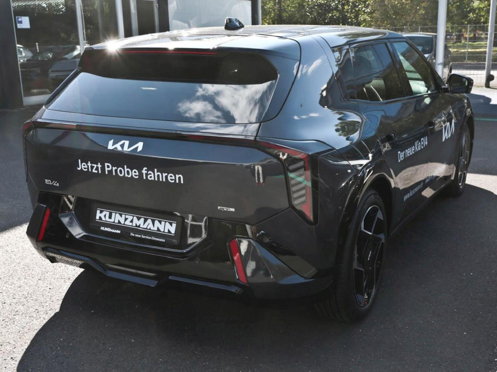 Kia EV4